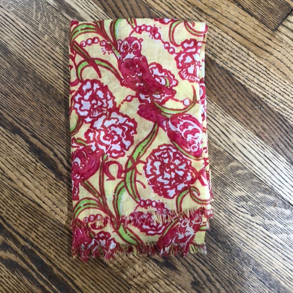 Accessories - Lightweight Scarf